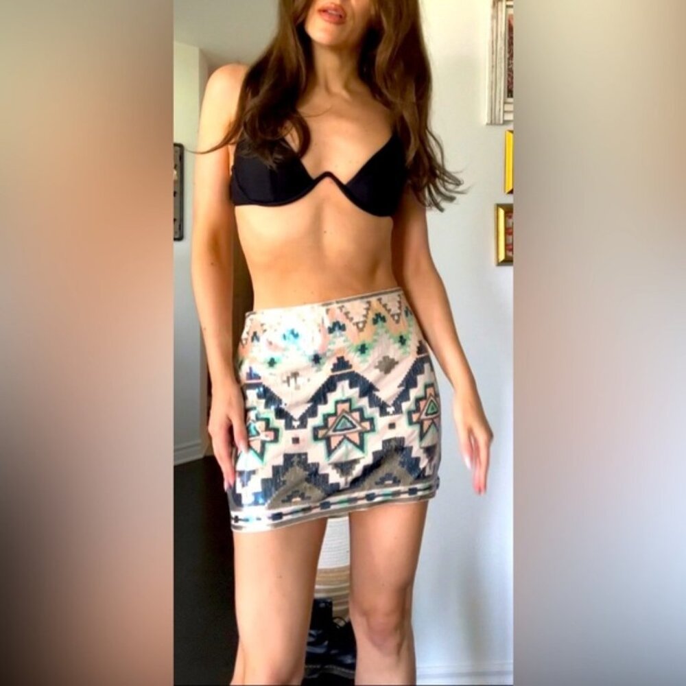 NWT Sequins beige mini skirt fully lined